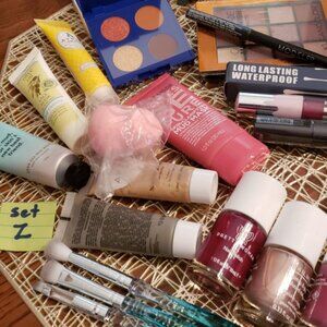 Huge makeup lot MACY's bag IPSY samples Nail Polish over 30 pieces LOOK AT PICS